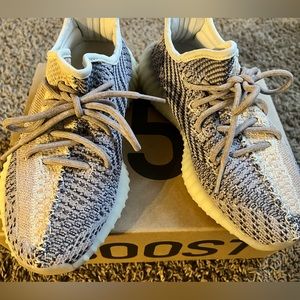 Yezzy Boost Adidas